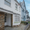 Отель Dolphin - 2 Bedroom Apartment - Saundersfoot, фото 1