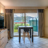 Отель Rare : au bord du lac d’Annecy, cosy appartement en rez de jardin avec terrasse privative, фото 7