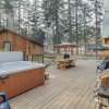 Отель Soaring Pines Lodge 1 Bedroom Home by NW Comfy Cabins by RedAwning, фото 13