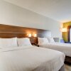 Отель Holiday Inn Express & Suites Aurora - Naperville, an IHG Hotel, фото 14