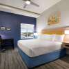 Отель Days Inn & Suites by Wyndham Beaumont West / I-10 & Walden, фото 5