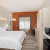Отель Holiday Inn Express & Suites Phoenix - Glendale Sports Dist, an IHG Hotel, фото 30
