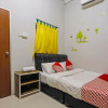 Отель OYO 92451 Hasan House Syariah 2, фото 7