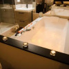 Отель La Suite Romantique avec Jacuzzi au Cœur de Perpignan, фото 12
