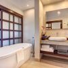 Отель Hideaway at Royalton Blue Waters, An Autograph Collection all-Inclusive Resort - Adults Only, фото 8