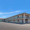 Отель Econo Lodge, фото 1