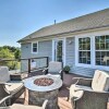 Отель Sunny Norfolk Apartment w/ Deck + Fire Pit!, фото 9