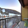 Отель 2796 Slopeside 2 Bedroom Condo by RedAwning, фото 22