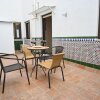 Отель Apartament Patio En El Corazón De Triana, фото 10