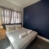 Отель Spacious gem in Wallasey, фото 7