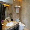 Отель Aqueen Hotel Paya Lebar, фото 11