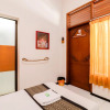 Отель Reddoorz @ Letjen sutoyo, фото 3