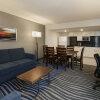 Отель Holiday Inn Winnipeg-Airport West, an IHG Hotel, фото 26