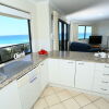 Отель San Marino By The Sea Apartments, фото 6