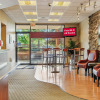 Отель Red Roof Inn Cleveland Airport-Middleburg Heights, фото 13