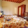 Отель Attractively Furnished Apartment On A Large Estate In The Chianti Region, фото 6