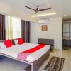 Отель OYO 19321 Hotel Surya Comforts, фото 3
