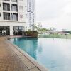 Отель Cozy And Minimalist Studio At Serpong Greenview Apartment, фото 1