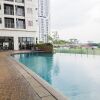 Отель Comfortable And Simply Studio At Serpong Greenview Apartment, фото 12