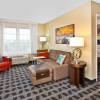 Отель TownePlace Suites by Marriott Republic Airport Long Island, фото 8