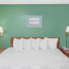 Отель Days Inn by Wyndham Mountain Grove, фото 3