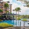 Отель ASTON Sentul Lake Resort & Conference Center, фото 7