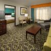 Отель Holiday Inn Express & Suites DFW - Grapevine, an IHG Hotel, фото 6
