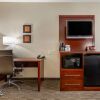 Отель Holiday Inn Express And Suites Milwaukee Nw Park Place, an IHG Hotel, фото 12