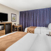 Отель Quality Suites Whitby, фото 6