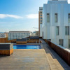 Отель Barcelona - 1 BR Apartment Shared Terrace with Swimming Pool - HOA 42151, фото 28