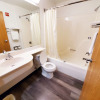 Отель Americas Best Value Inn & Suites Racine, фото 7