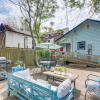 Отель Pet-friendly Galveston Bungalow, 1/2 Mi to Beach!, фото 15