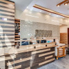 Отель OYO 48302 Sky View Lodge, фото 16