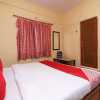 Отель OYO 14232 Behala Guest House, фото 9