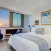Отель Beautiful Lock up and go in Sea Point With Ocean Views Sundowner Views, фото 18