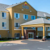 Отель Comfort Inn & Suites, фото 1