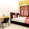 Отель OYO 1400 Barat Residence Syariah, фото 3