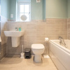 Отель Six Bedroom New-build Detached House In Bicester, фото 9