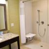 Отель Hampton Inn & Suites Pensacola/Gulf Breeze, фото 29