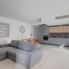 Отель Luxury 2BR Apartment in Portomaso, фото 9