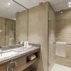 Отель DoubleTree by Hilton Doha Downtown, фото 5