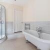 Отель Beautiful 4 Bed House Worcester City Centre, фото 9