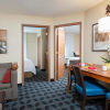 Отель TownePlace Suites Indianapolis Keystone, фото 2