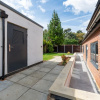 Отель Stunning 1-bed Apartment in Purley, фото 1