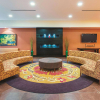 Отель La Quinta Inn & Suites by Wyndham Woodway - Waco South, фото 2