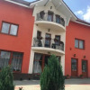 Отель Pensiunea Crinul Alb в Десешти