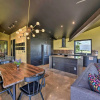 Отель Custom Mt. Crested Butte Home; Walk to the Lifts!, фото 10