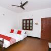 Отель OYO Flagship 45302 Kaveri Tourist Home Guruvayur, фото 4