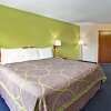 Отель Super 8 by Wyndham Louisville/Expo Center, фото 2