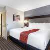 Отель La Quinta Inn & Suites by Wyndham Rockford в Рокфорде